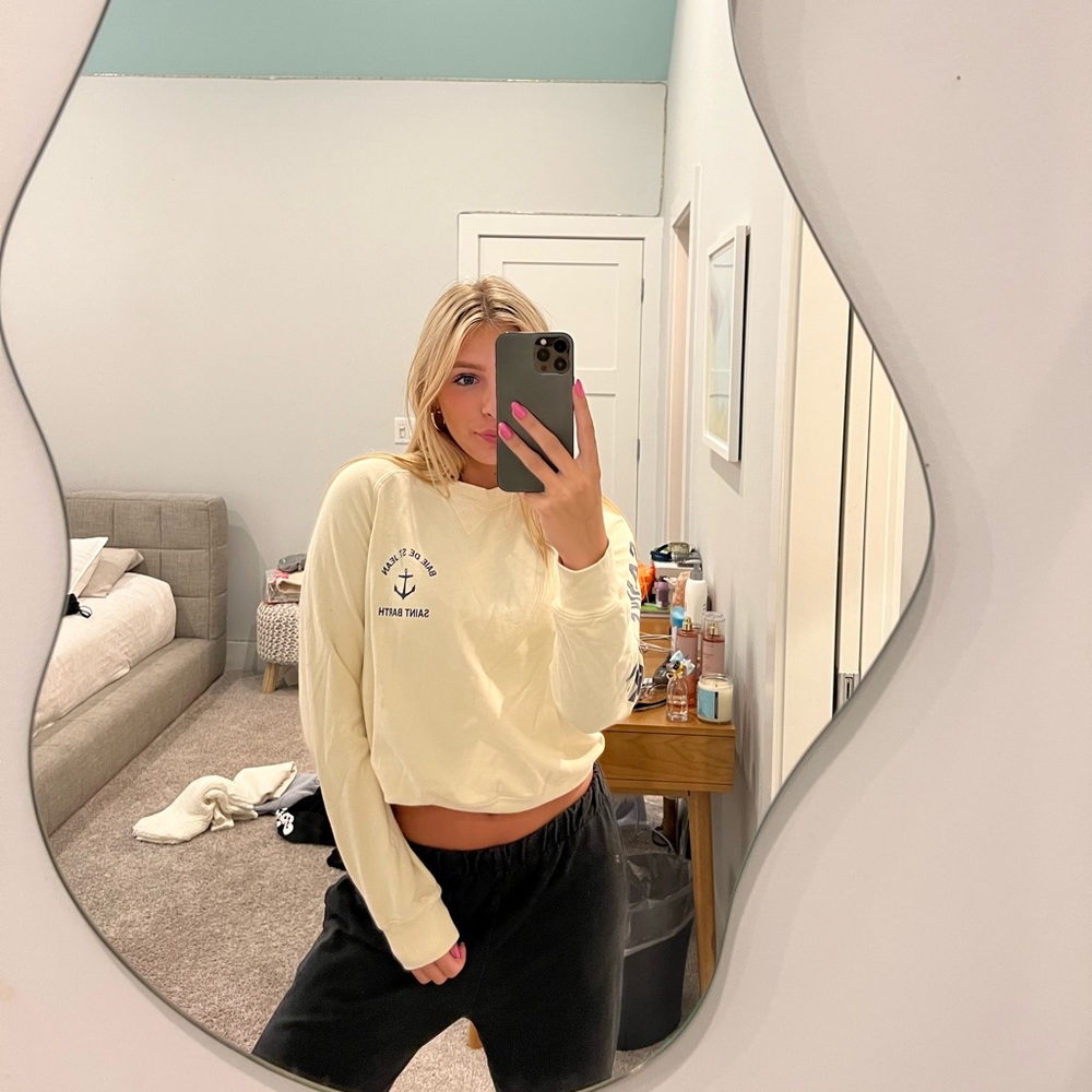 Brandy Melville Sweatshirt